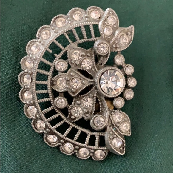 Vintage rhinestone semi-circle clip earrings ❣️ - Picture 2 of 4